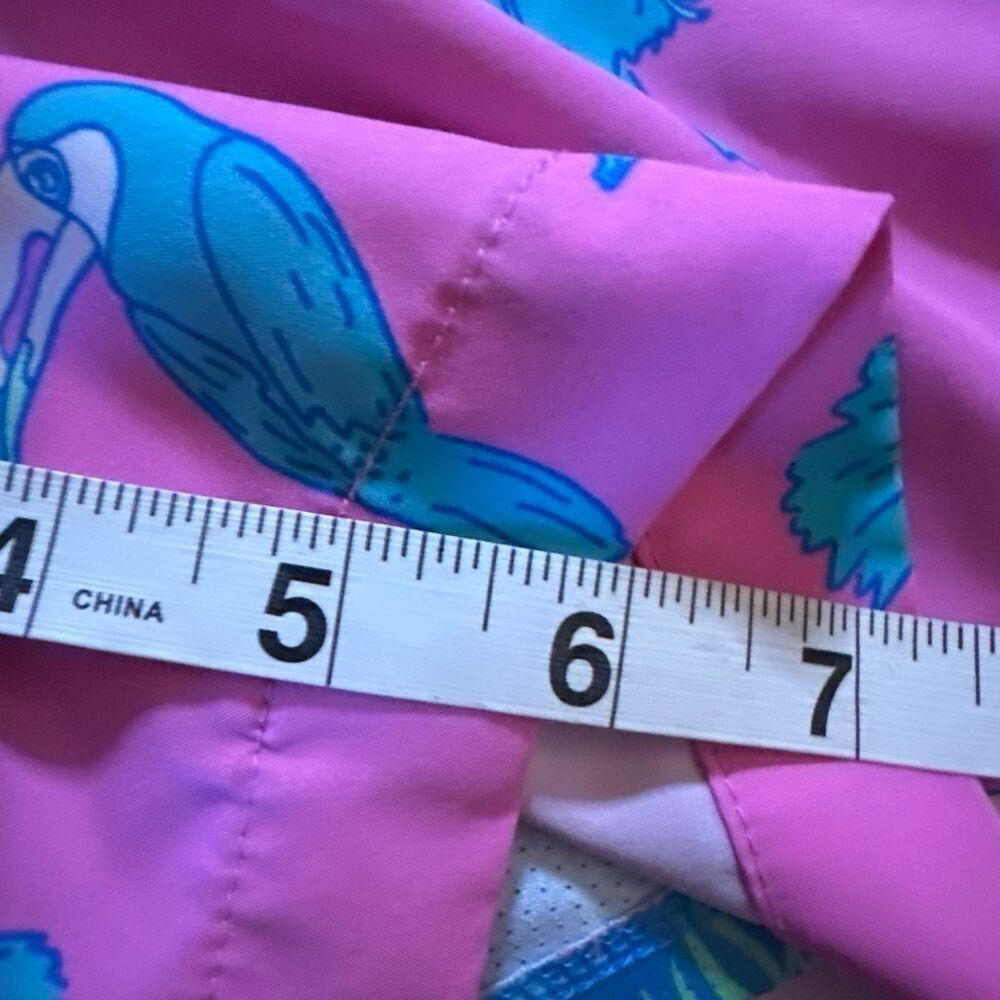 Chubbies toucan can do it pink 5.5” swim trunks large - Picture 8 of 9